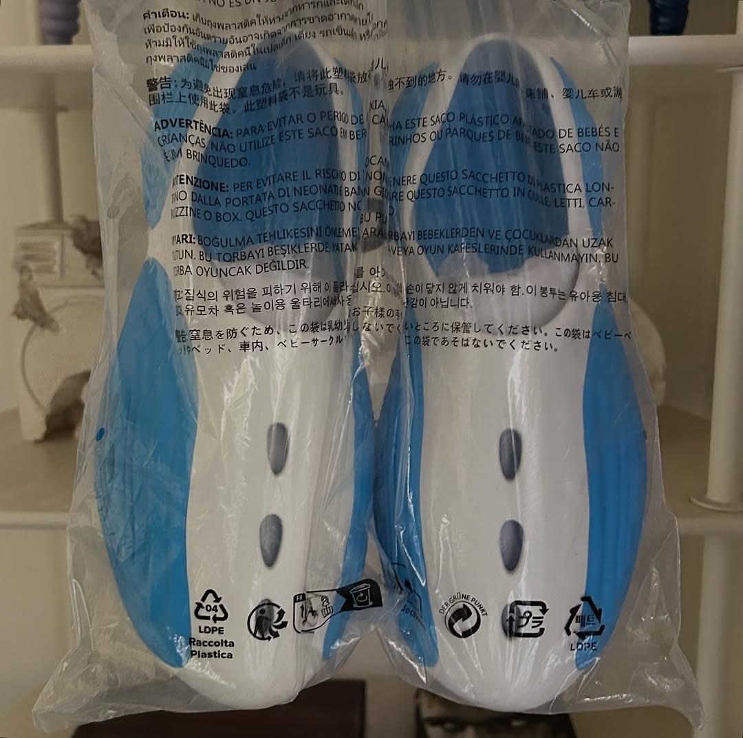 Steven Smith x Crocs 2025