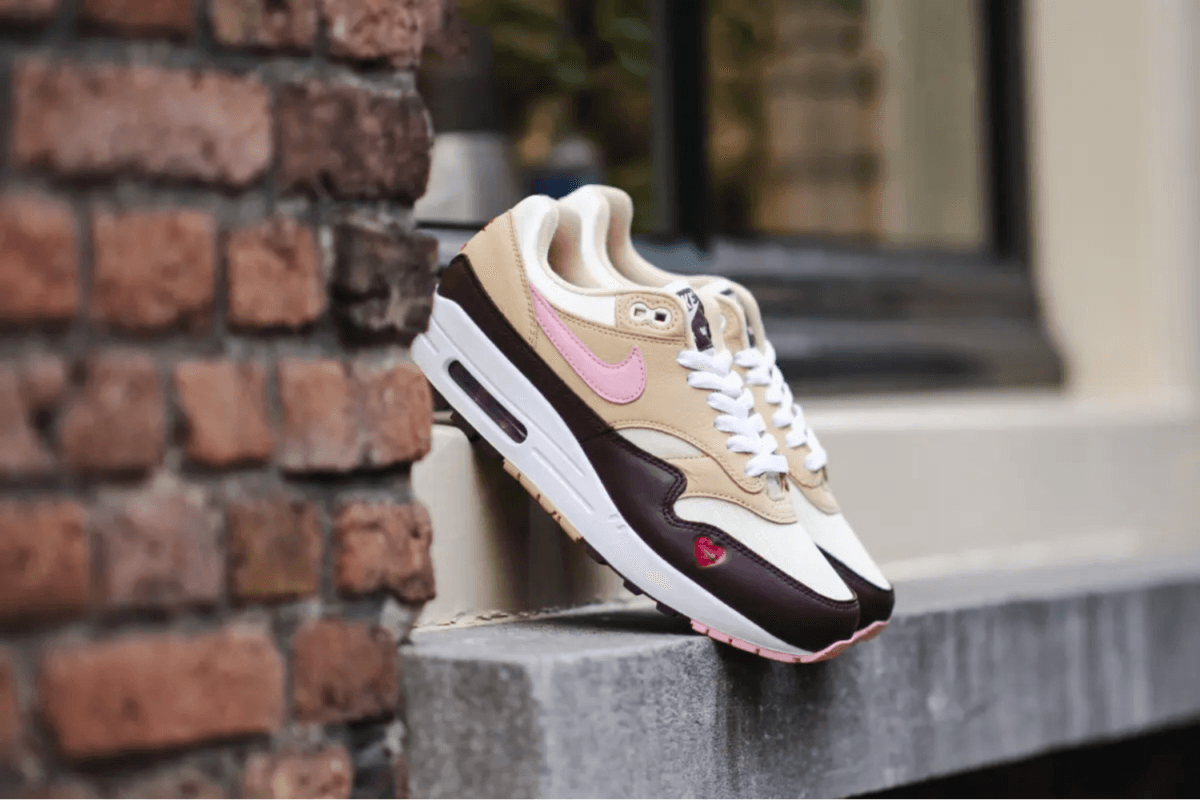 De Nike Air Max 1 WMNS 'Valentine's Day' krijgt een restock