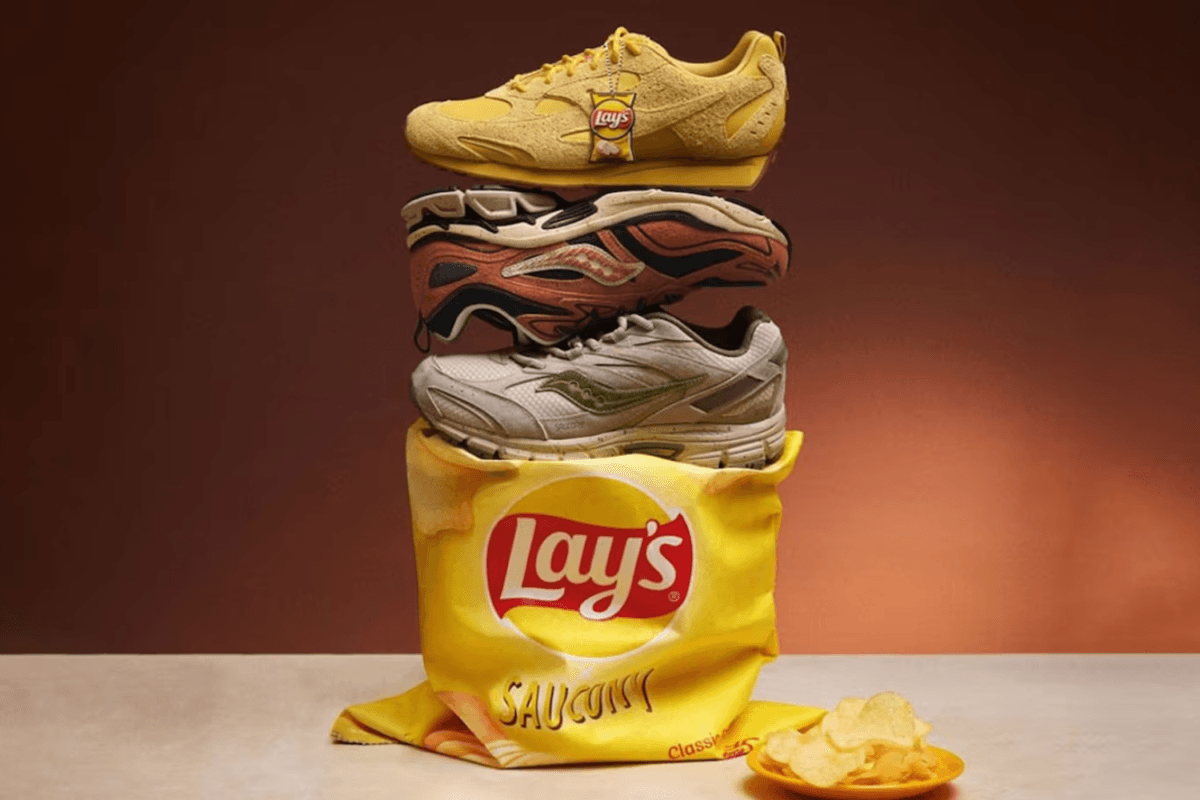 Om je vingers bij af te likken: Lay's slaat de handen ineen met Saucony voor driedelig pack