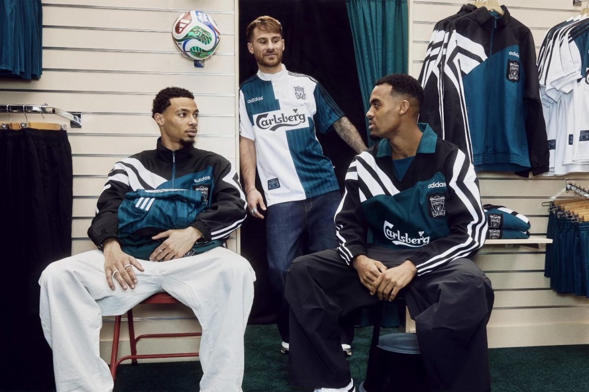 Liverpool FC en adidas herleven het iconische uitshirt van 1995-96 in 'Bringback' collectie