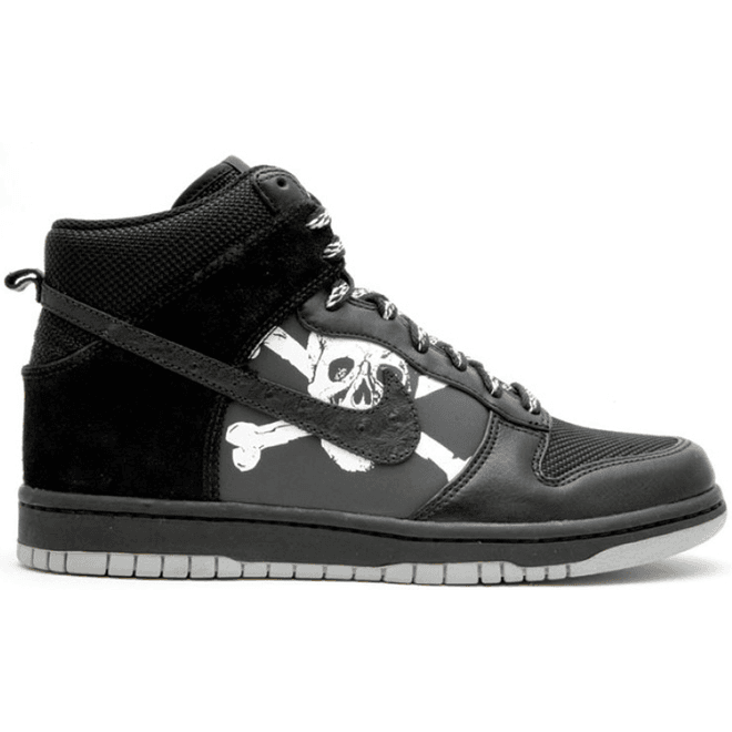 Nike Dunk High St. Pauli