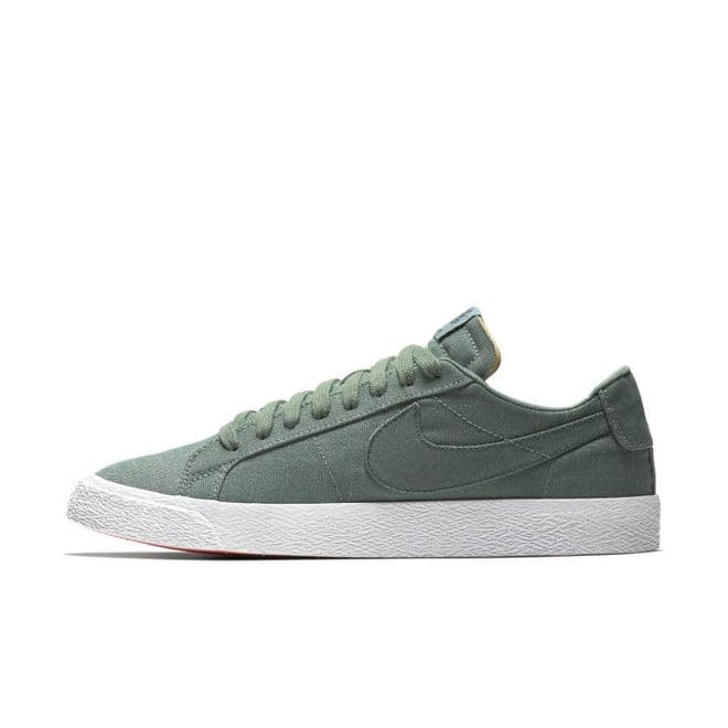 Nike SB Zoom Blazer Low Canvas Deconstructed