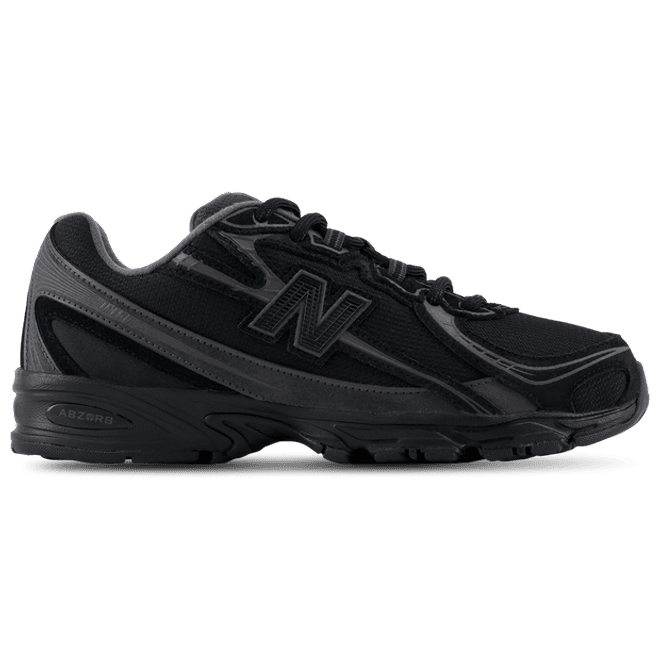 New Balance 740