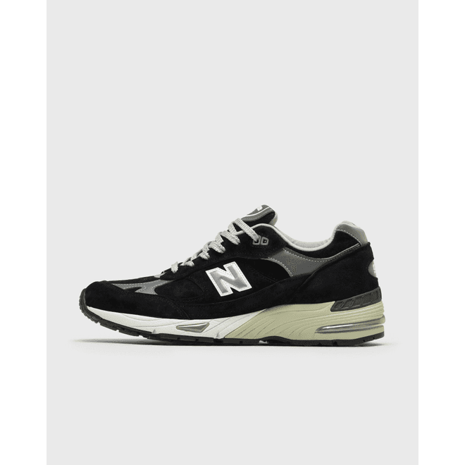 New Balance 991