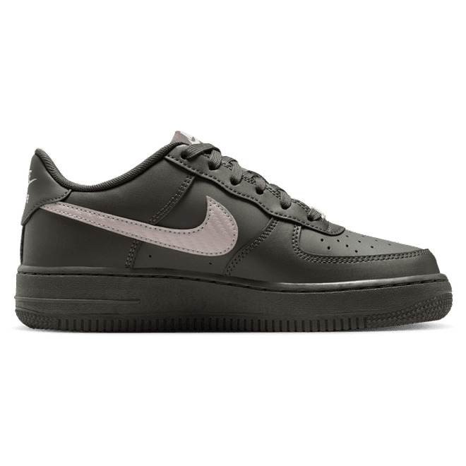 Nike Air Force 1 Tech Essential Older Kids'
