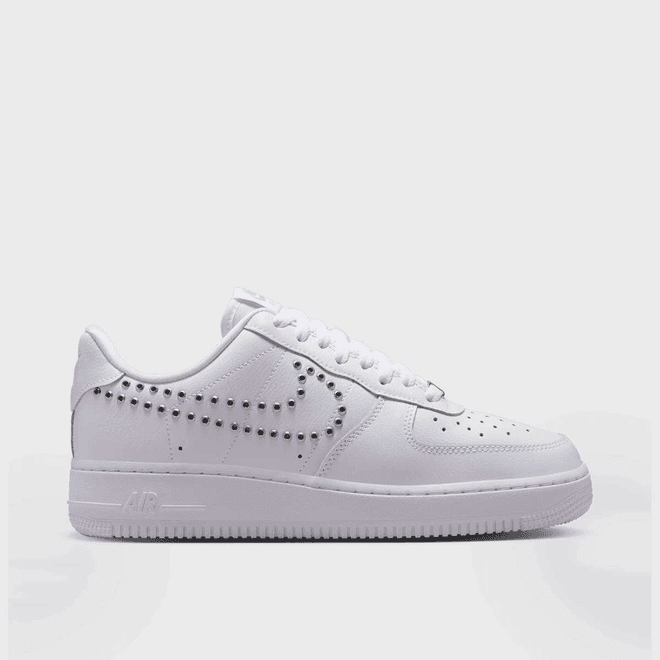 Nike Wmns Air Force 1 '07 Lv8 1