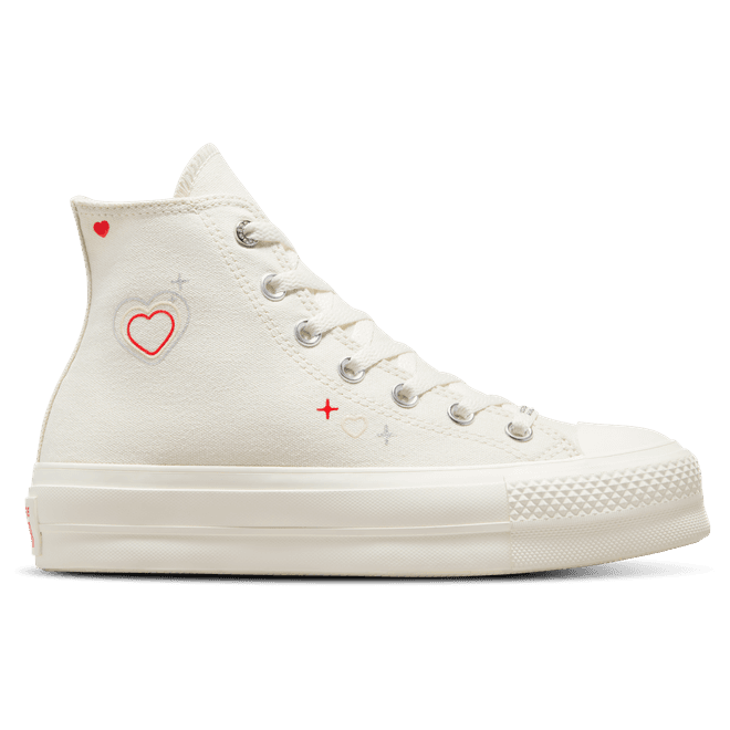 Converse Chuck Taylor All Star Lift Platform Y2K Heart