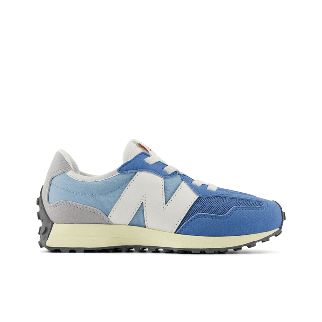 New Balance 327