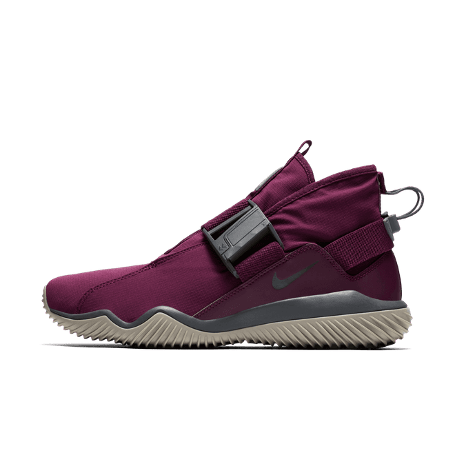 Nike Komyuter Premium Bordeaux Brand New