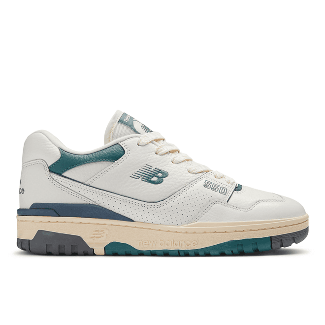 New Balance 550