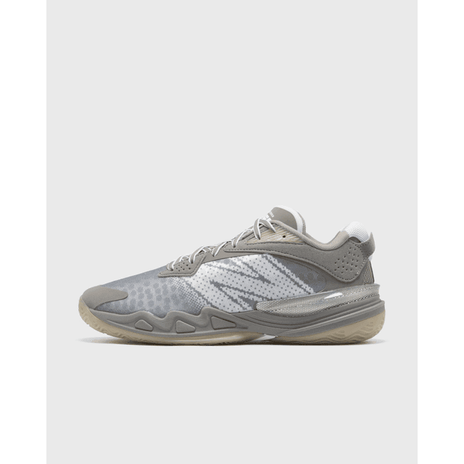 New Balance Hesi Low V2