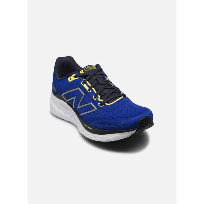 New Balance M680