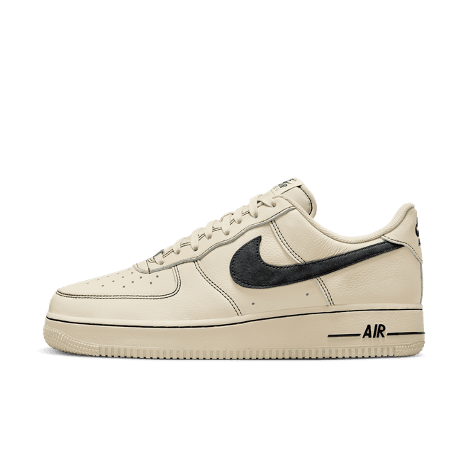 Nike Air Force 1 '07 LV8