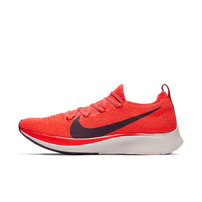 Nike Zoom Fly Flyknit