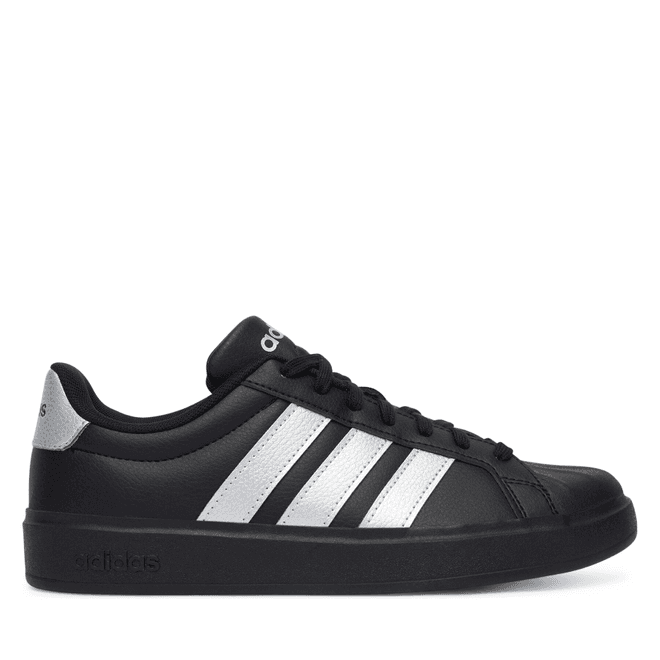 adidas Streettalk