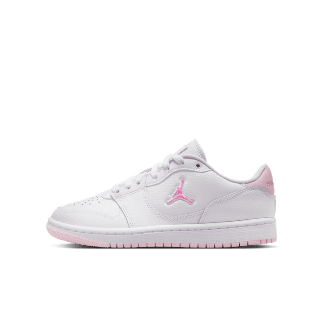 Jordan Court Connect Low