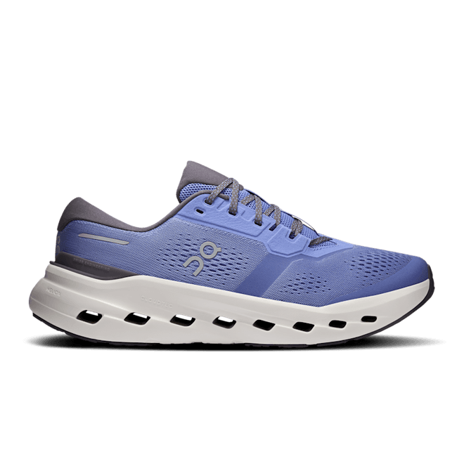 On Cloudrunner 3 Sailor