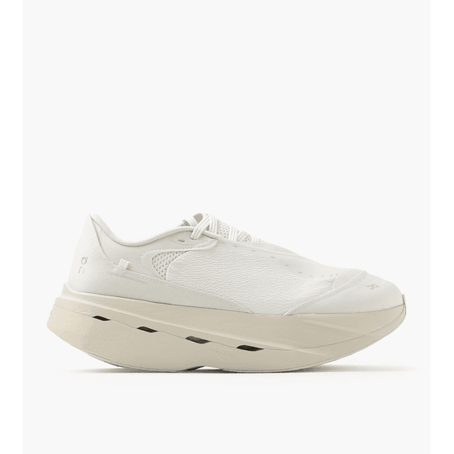 On Cloudboom Volt PAF 1 M White Gale