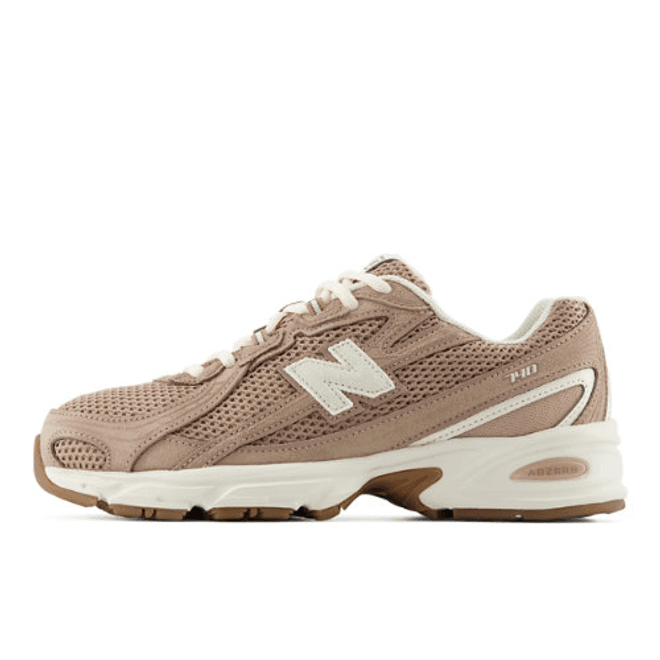New Balance 740