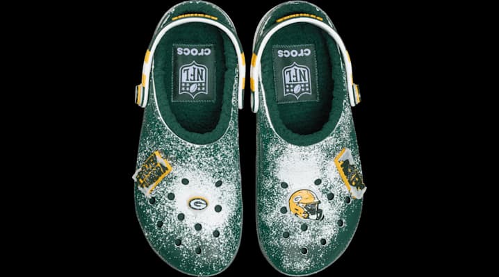 Crocs NFL Green Bay Packers Classic Lined Clogs 'Multi'
