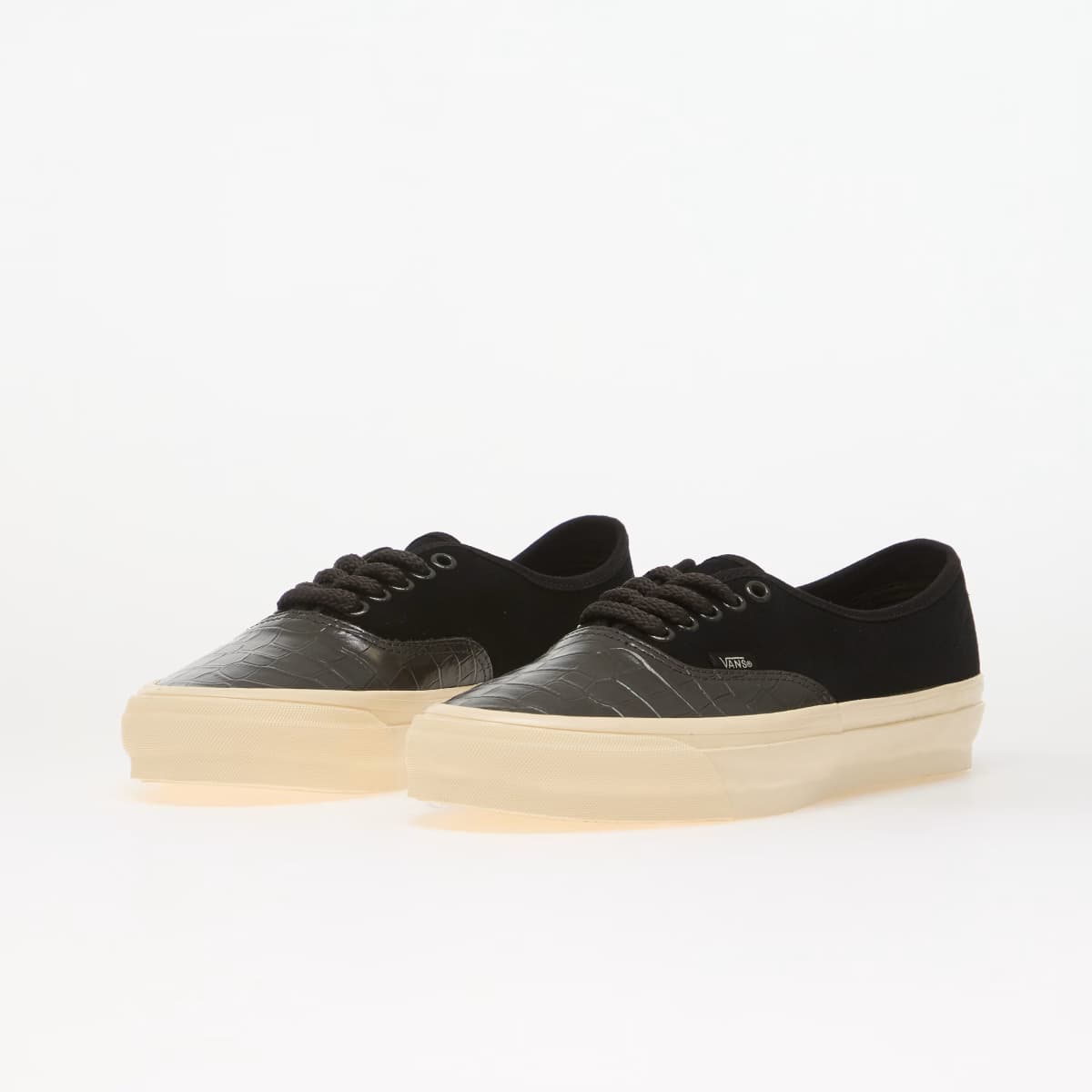 Vans LX Authentic 44 Black