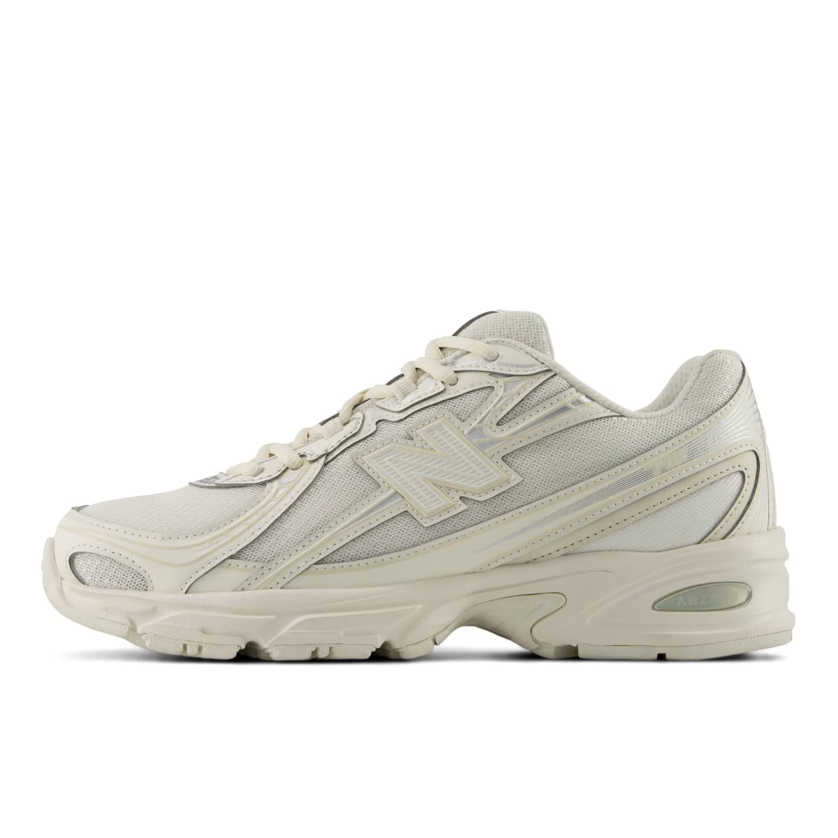 New Balance 740 Sea Salt