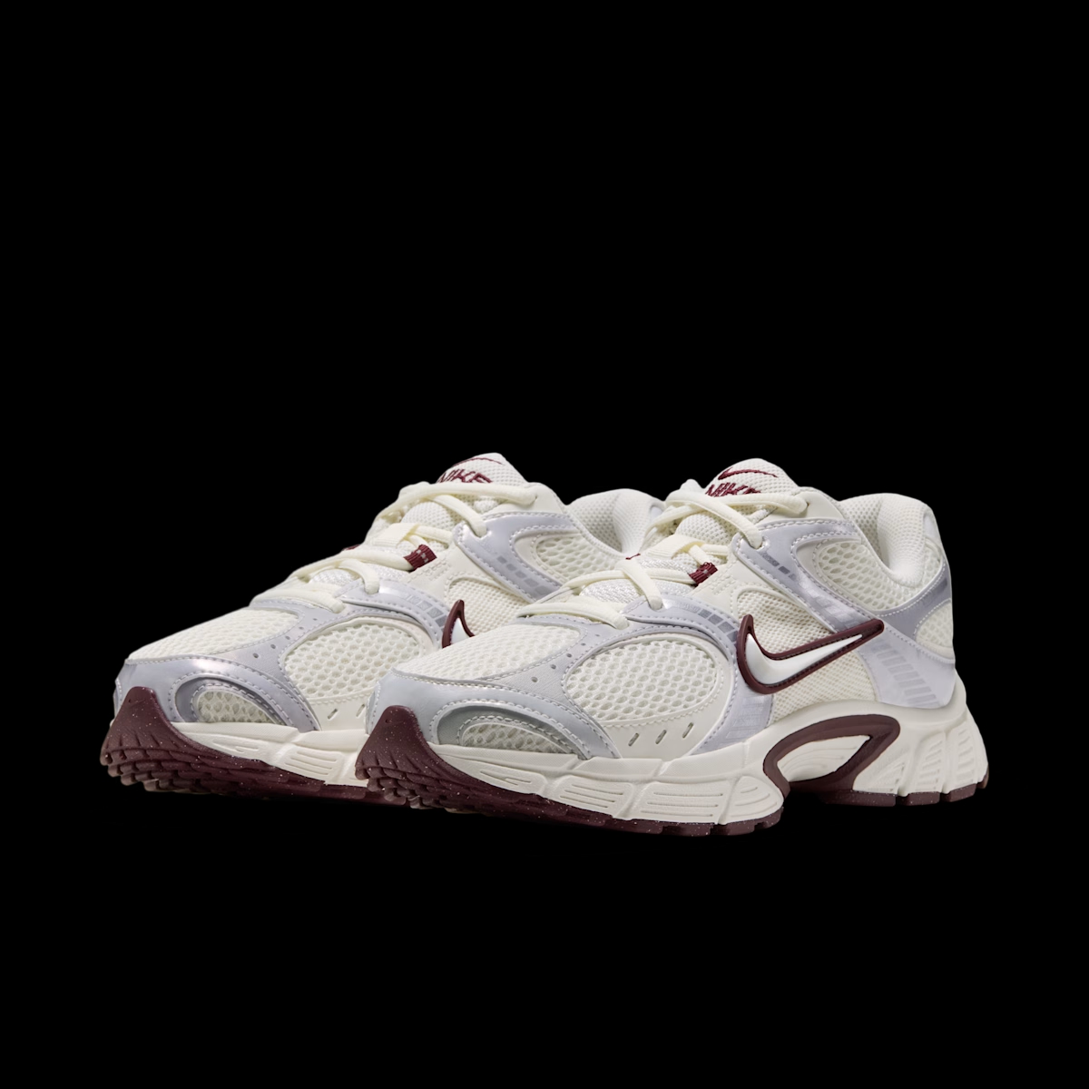 Nike V5 RNR 'Sail/Night Maroon' HQ7901-117