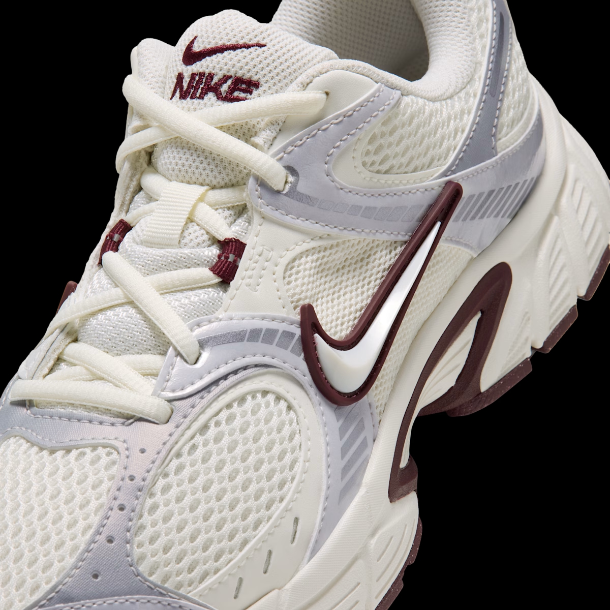 Nike V5 RNR 'Sail/Night Maroon' HQ7901-117