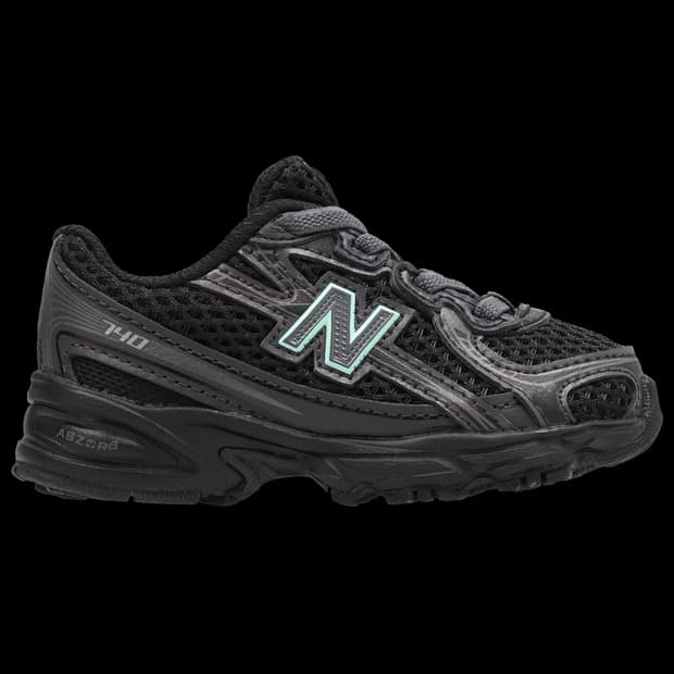 New Balance 740 'Black'