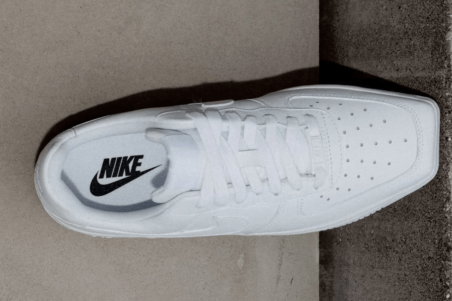 After 44 years of a round toe, Nike breaks with tradition: the Air Force 1 goes square