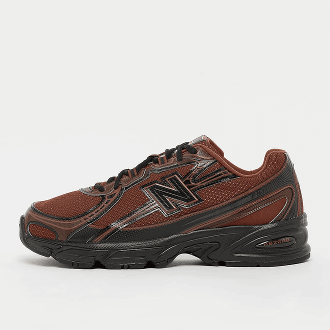 New Balance 740