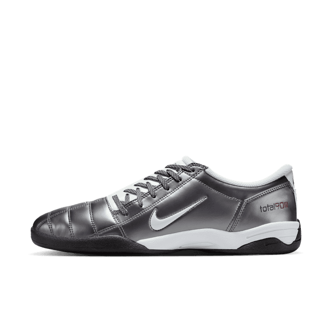 Nike Total 90