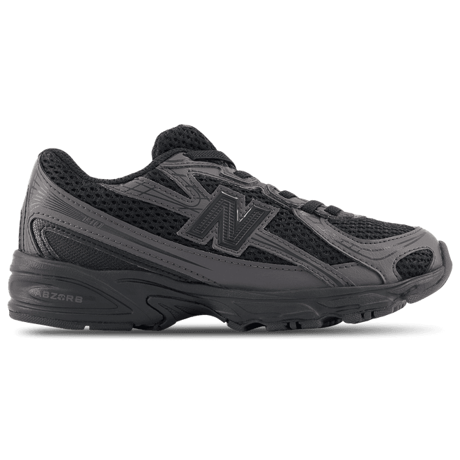 New Balance 740