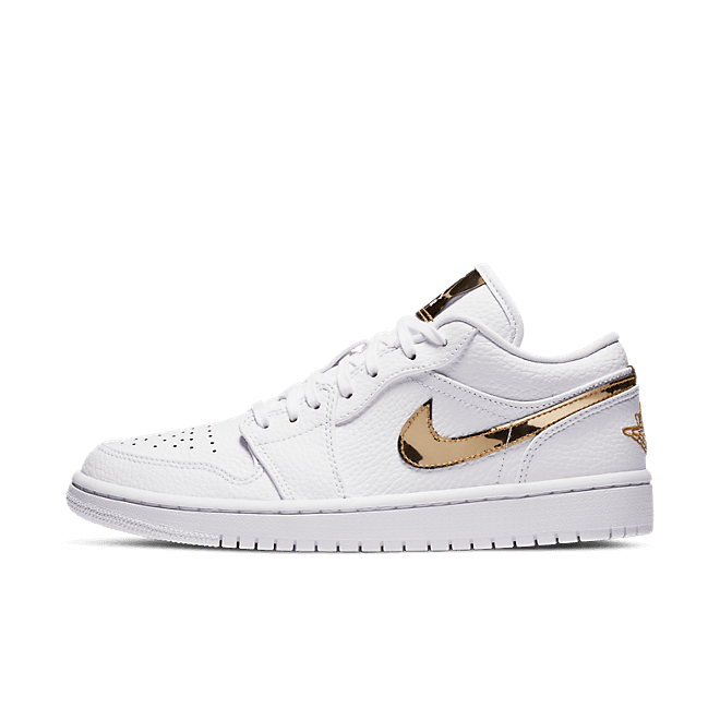 Jordan 1 Low WMNS 'Metallic Gold'