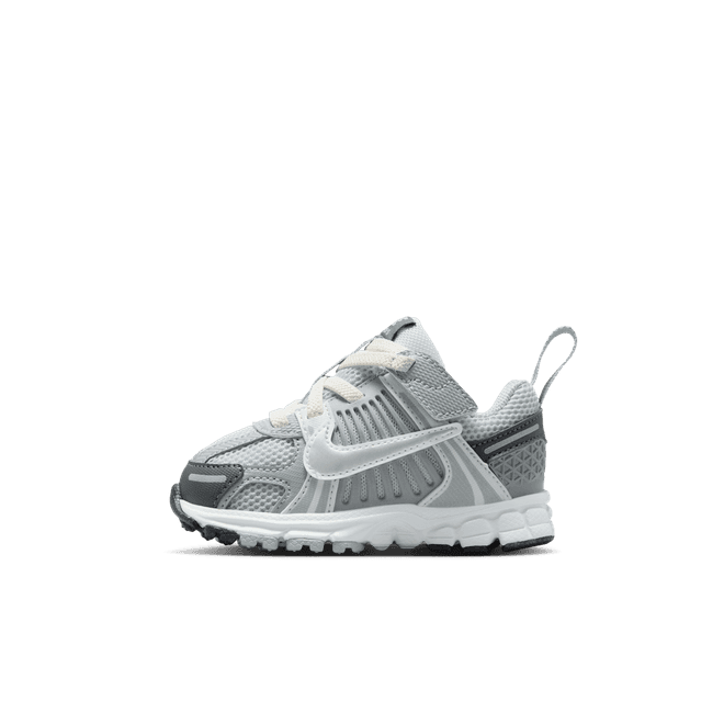 Nike Vomero 5
