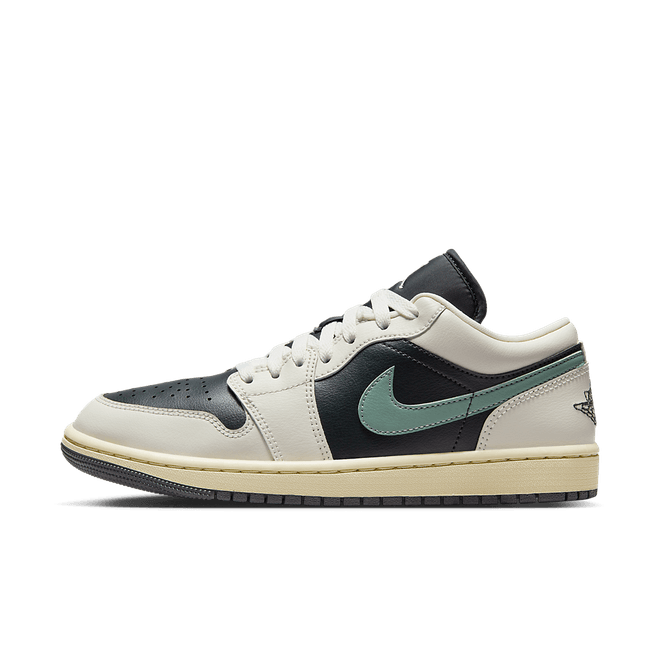 Air Jordan 1 Low 'Jade Smoke' DC0774-001