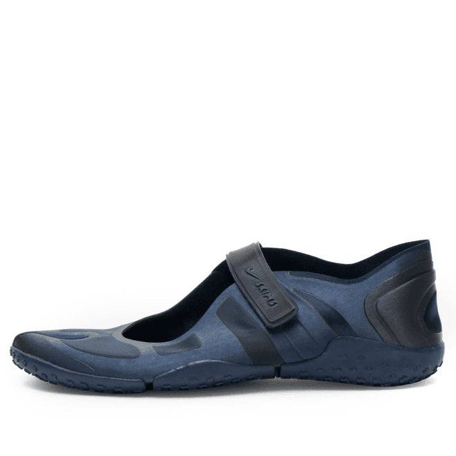 Nike Women's x SKIMS Sat Rift