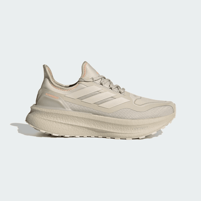 adidas ULTRABOOST 5