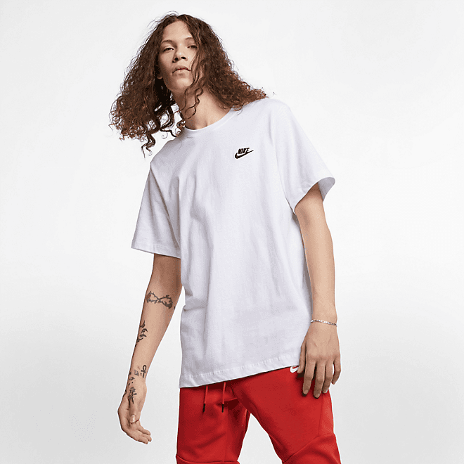 Nike Sportswear Club T Shirt White Black