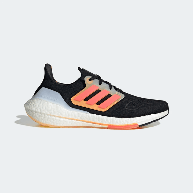 adidas Ultraboost 22
