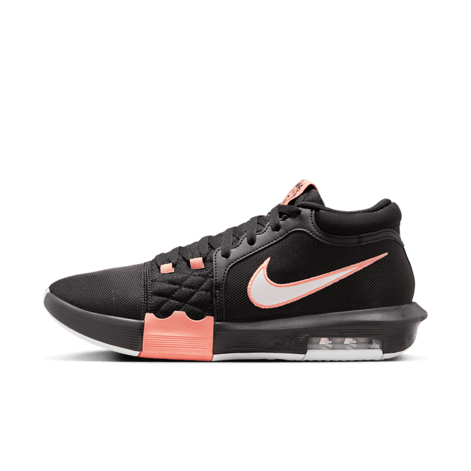 Nike LeBron Witness VIII Basketball