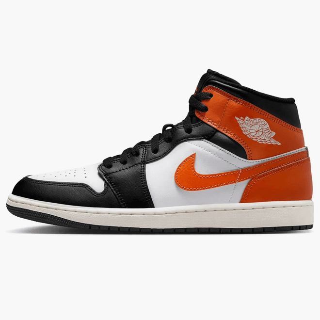 Jordan 1 Mid Black Toe Starfish