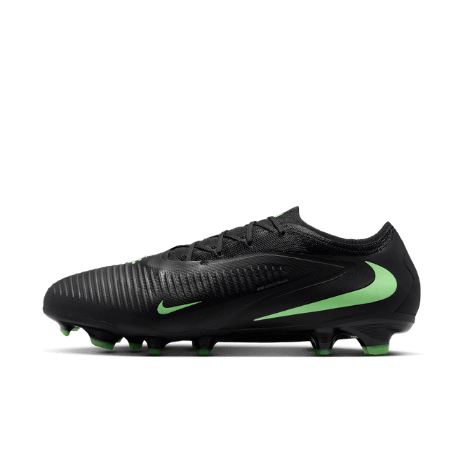 Nike Phantom 6 Low Pro voetbal