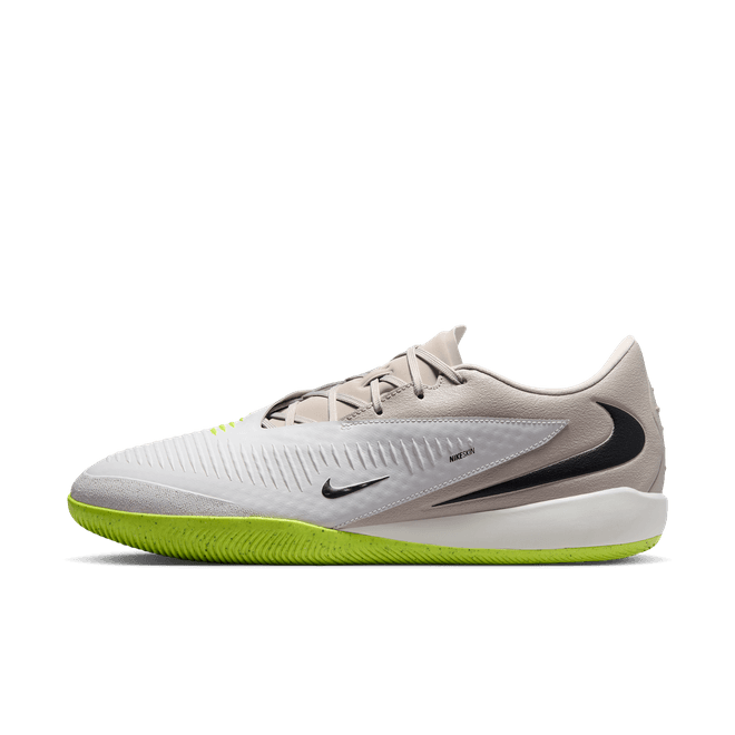 Nike Phantom 6 Low Academy zaalvoetbal