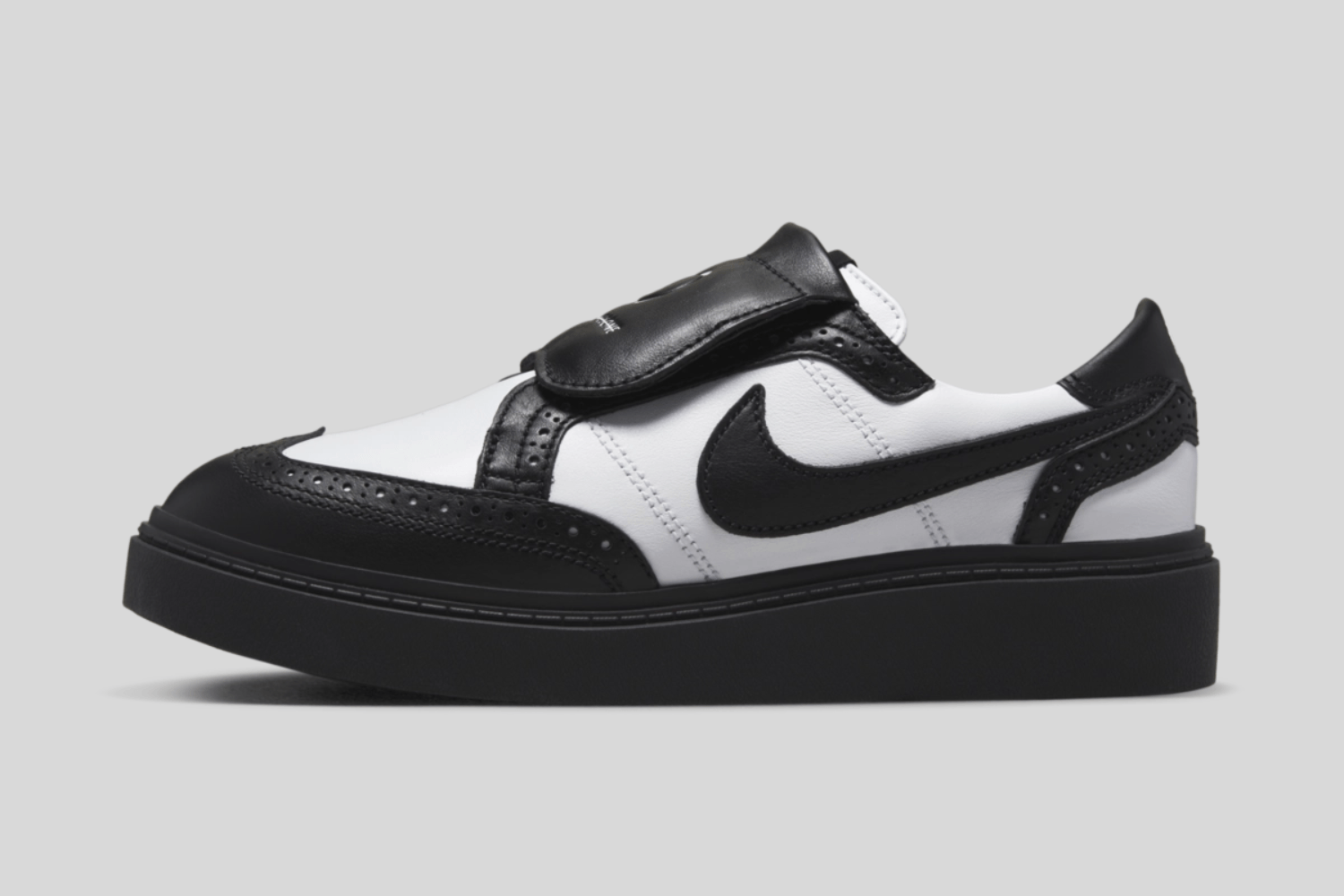 Officiële beelden van Peaceminusone x Nike Kwondo 1 'Panda'