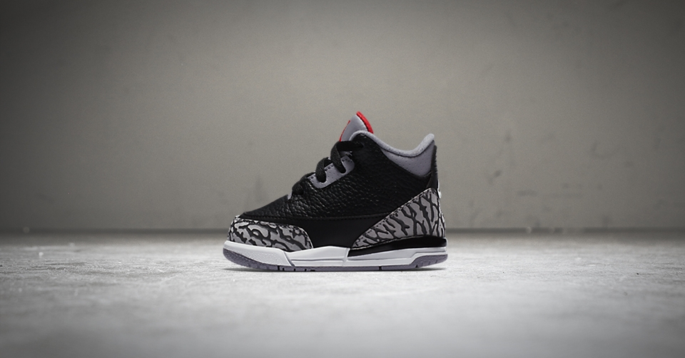 Air Jordan 3 ‘Black Cement’ baby!