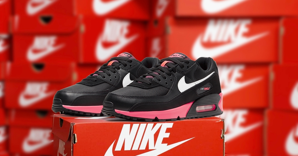 De Nike Air Max 90 &#8216;Black/Racer Pink&#8217; is een te gekke nieuwe colorway