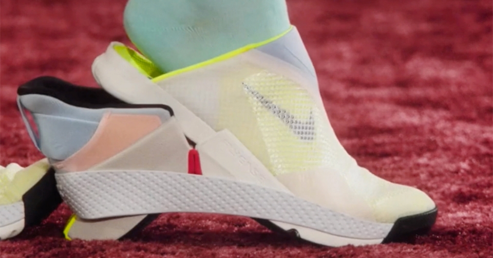 Nike onthult het Go FlyEase model, de eerste hands-free sneaker van Nike
