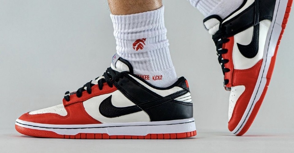 Check de On-Feet look van de NBA x Nike Dunk Low 'Chicago'