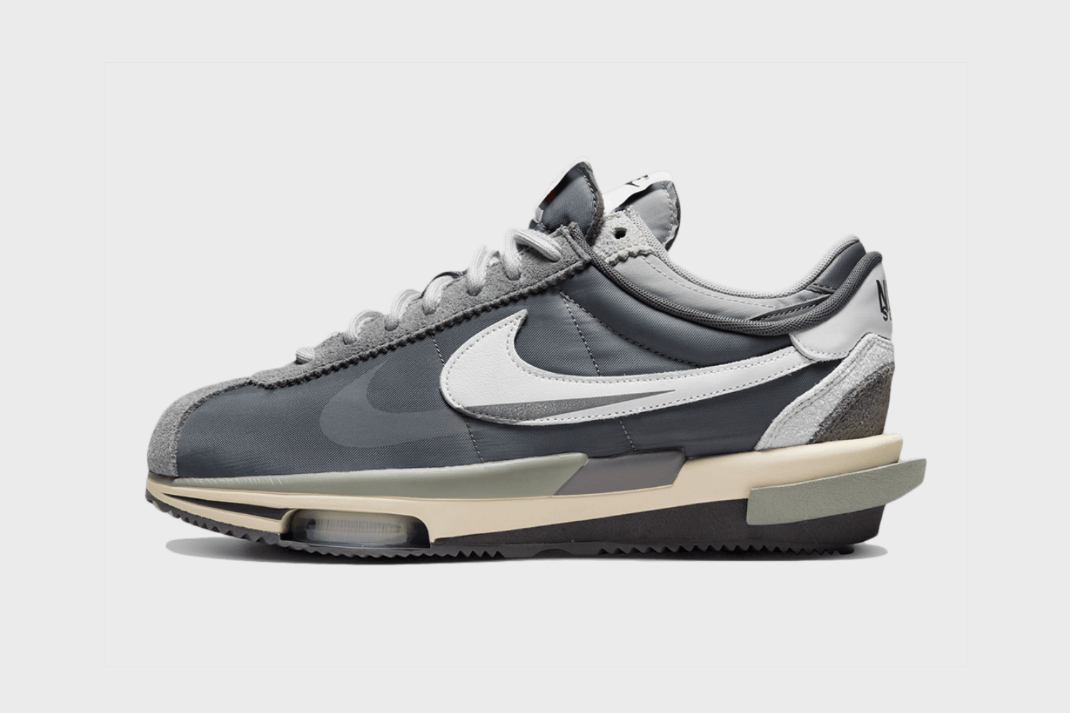 Sacai x Nike Cortez 4.0 dropt in 'Grey' colorway